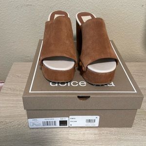 Dolce Vita Suede Emol Clogs